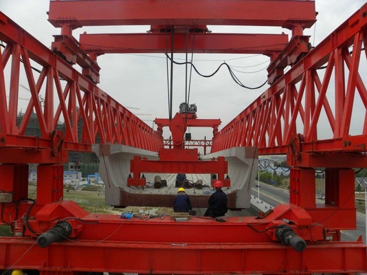 Maszyna do wznoszenia mostów 120 ton Stabilna praca Bezpieczna maszyna do budowy mostów