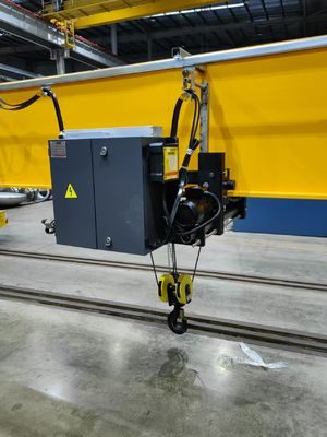12 miesięcy gwarancji Linka drutowa Elektryczny dźwig 2-20 m/min Prędkość jazdy Kontrola konwersji częstotliwości